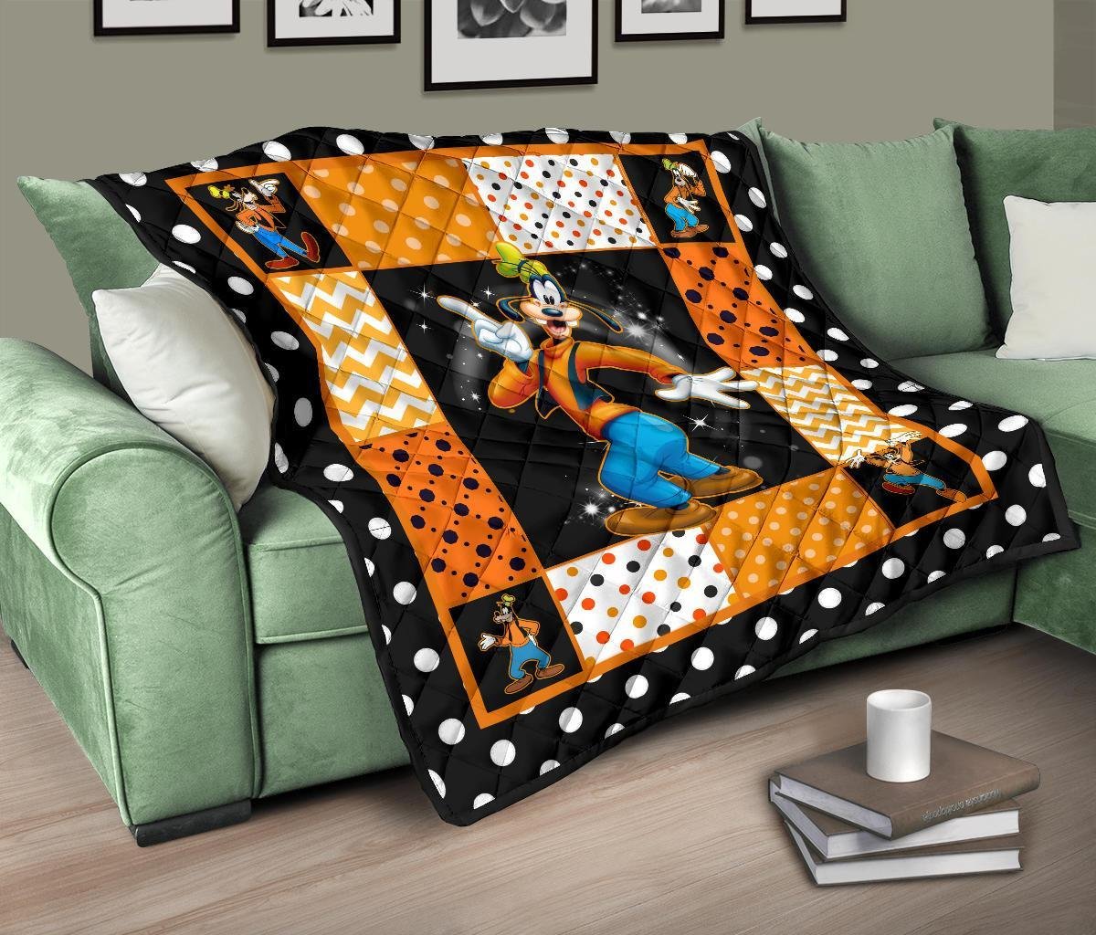 Goofy Quilt Blanket Cute Cartoon Fan Gift Idea