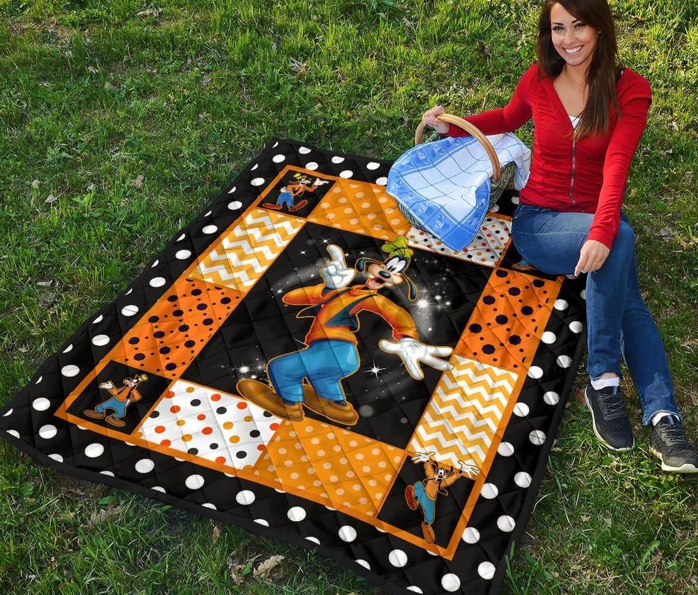 Goofy Quilt Blanket Cute Cartoon Fan Gift Idea