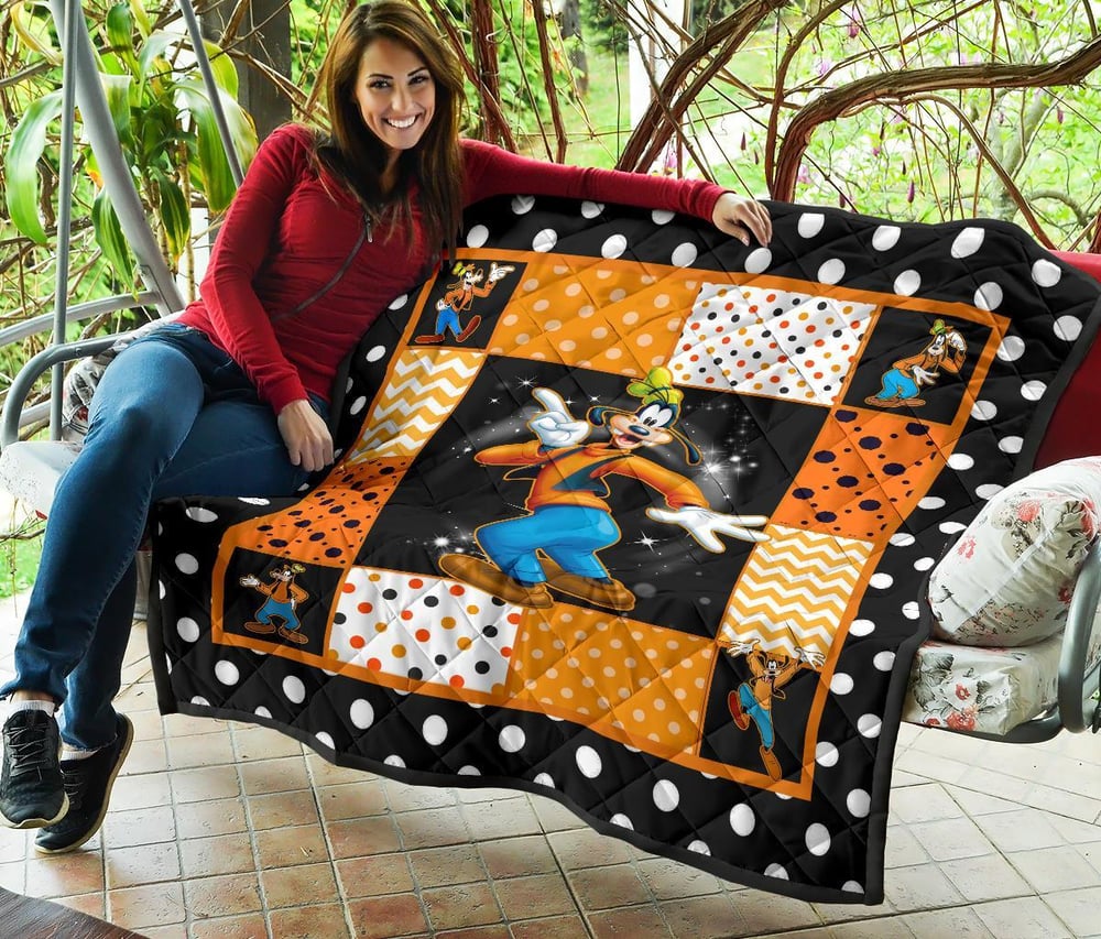 Goofy Quilt Blanket Cute Cartoon Fan Gift Idea