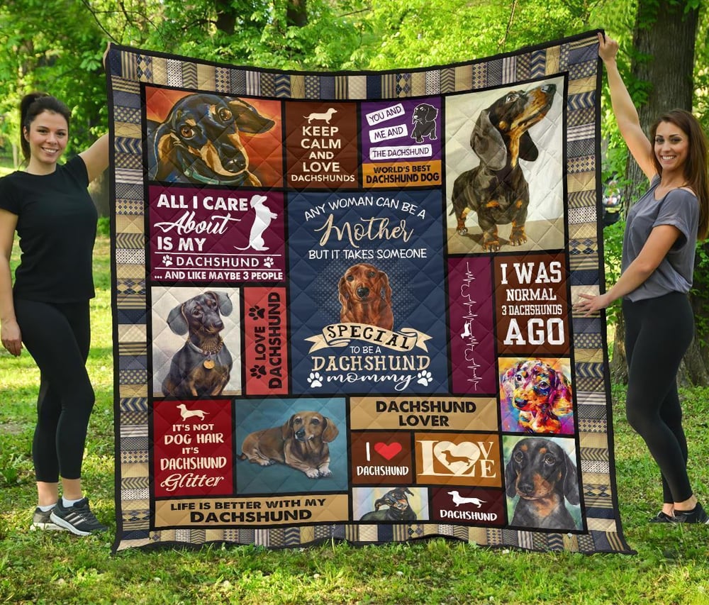 Mommy Dachshund Quilt Blanket