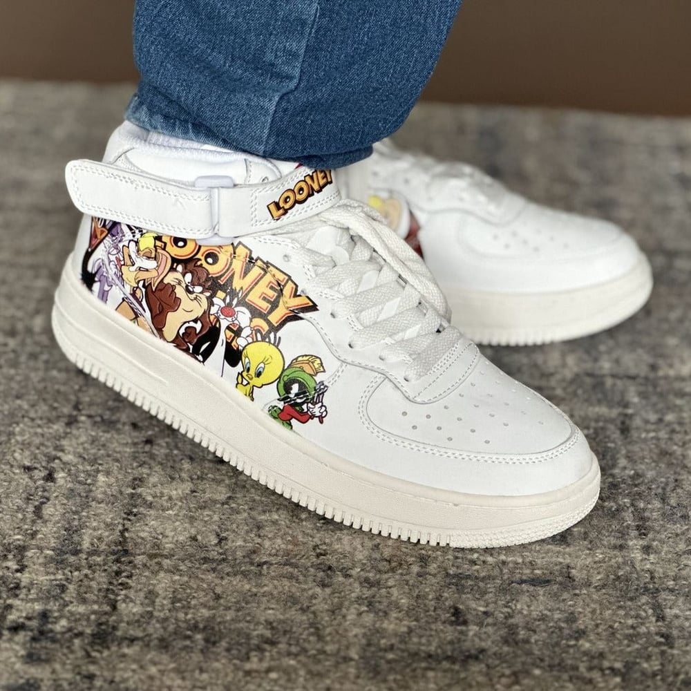 Looney Tunes Mid Shoes Custom Sneakers For Cartoon Fans