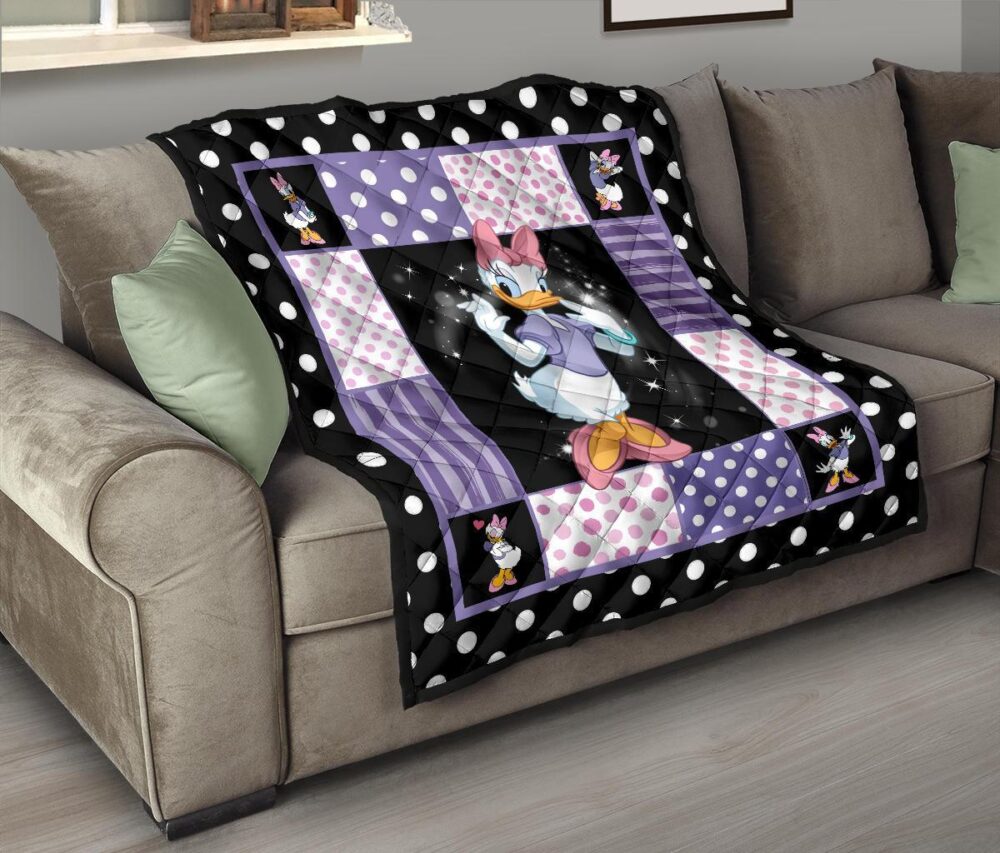 Daisy Duck Quilt Blanket Cartoon Fan Gift Idea | QB004