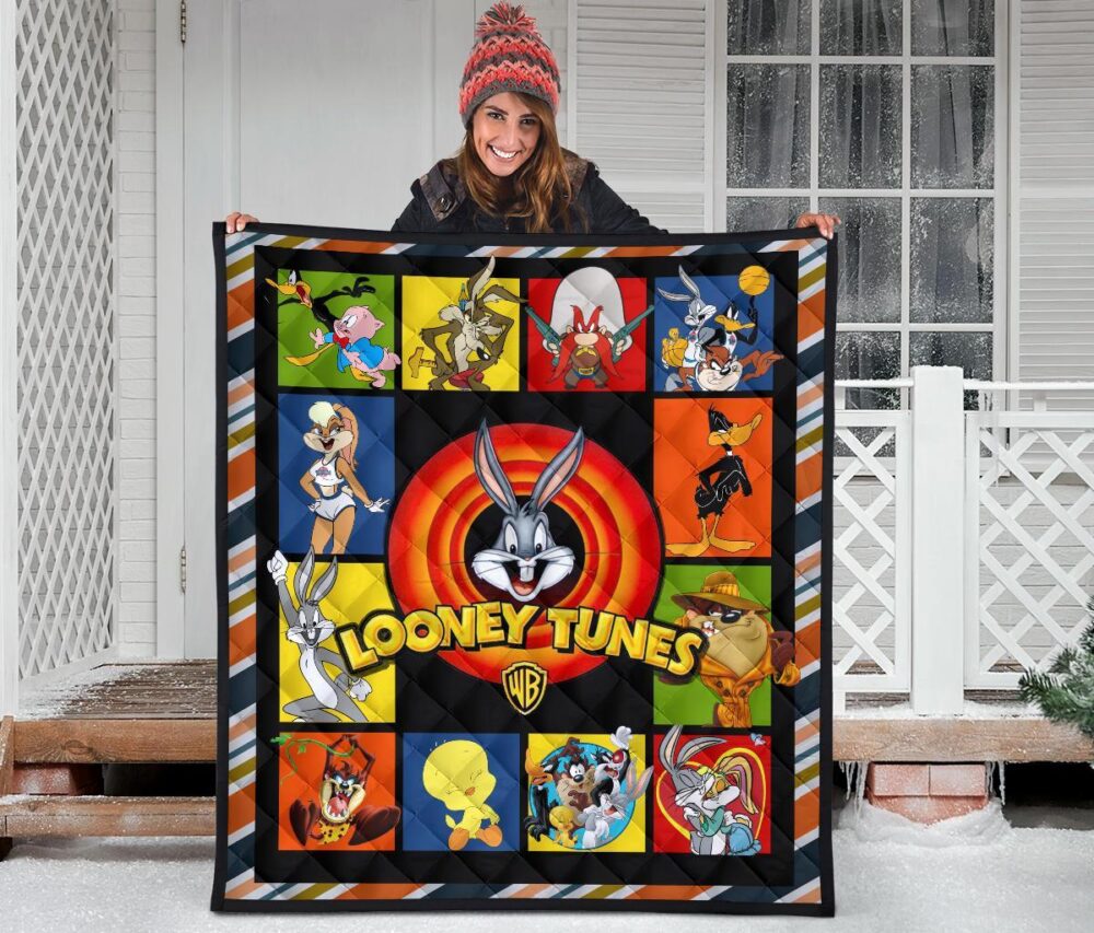 Looney Tunes Quilt Blanket Cute Gift Idea For Fan